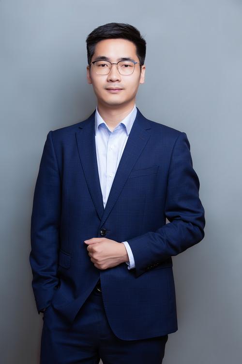 梁棠菏 联合创始人 & 首席运营官